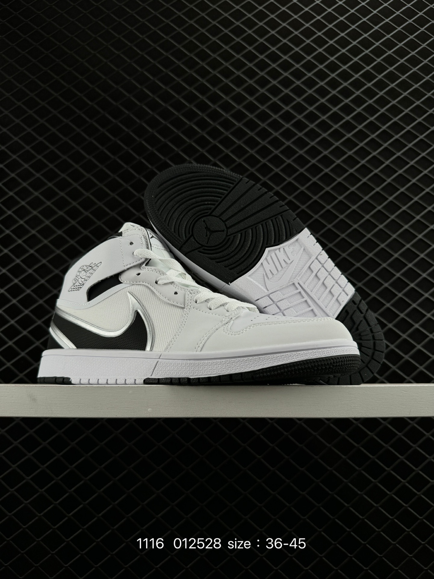 Nike AIR JORDAN 1 RETRO HIGH